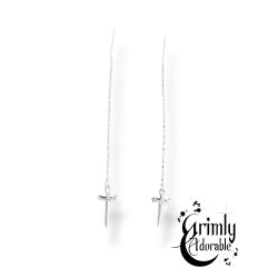 Boucle d'oreilles dague goth pendante
